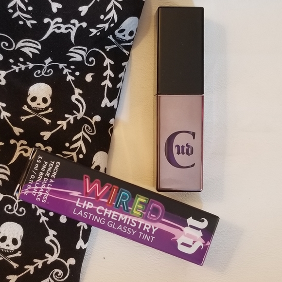BNIB Urban Decay WIRED Liquid Lip Stain GRAVITY - Picture 2 of 8